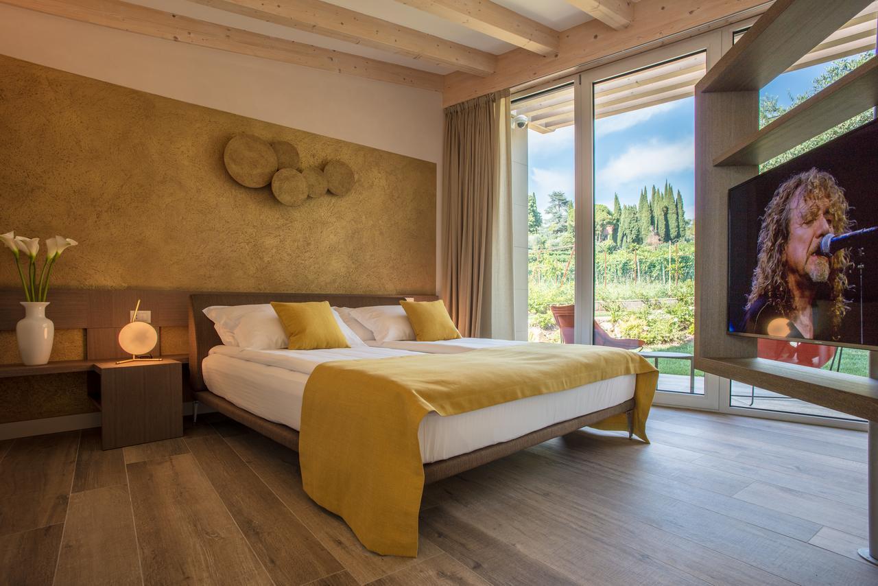 ברדולינו San Colombano Suites מראה חיצוני תמונה