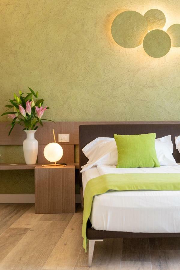 ברדולינו San Colombano Suites מראה חיצוני תמונה