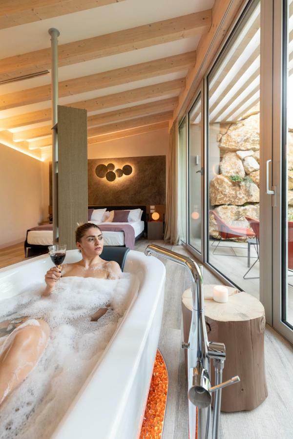 ברדולינו San Colombano Suites מראה חיצוני תמונה